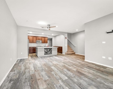 2221 Capistrano Way - Photo Thumbnail 1