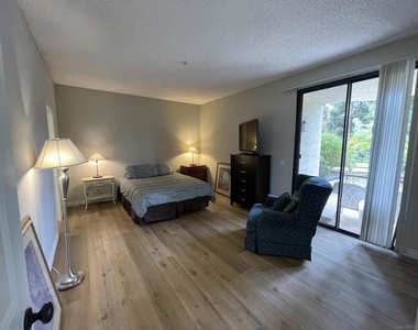 5875 Friars - Photo Thumbnail 8