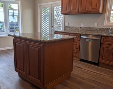 3633 Jewell St - Photo Thumbnail 3