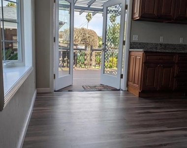 3633 Jewell St - Photo Thumbnail 19