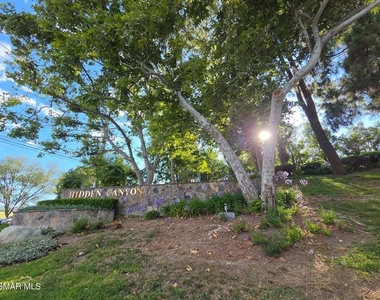 85 Via Colinas - Photo Thumbnail 4
