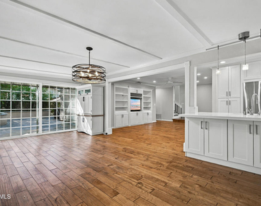 5436 Cedarhaven Drive - Photo Thumbnail 16