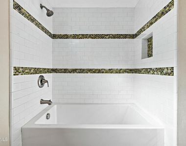 5436 Cedarhaven Drive - Photo Thumbnail 34