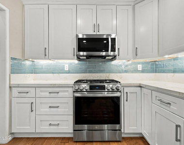 5436 Cedarhaven Drive - Photo Thumbnail 13