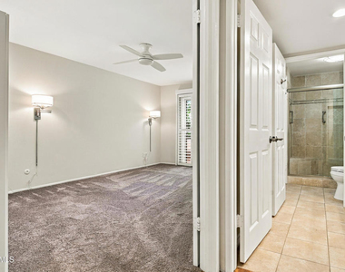 5436 Cedarhaven Drive - Photo Thumbnail 18