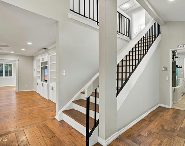 5436 Cedarhaven Drive - Photo Thumbnail 23