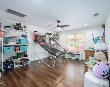 2554 Kirsten Lee Drive - Photo Thumbnail 22