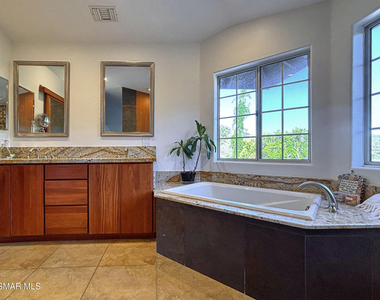 2554 Kirsten Lee Drive - Photo Thumbnail 21