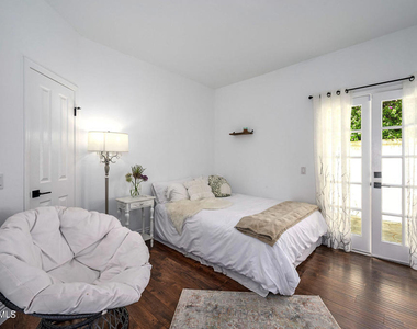2554 Kirsten Lee Drive - Photo Thumbnail 15
