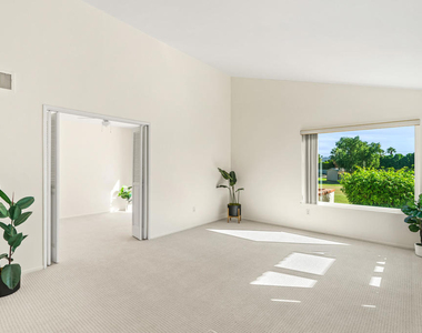 6175 Montecito Drive - Photo Thumbnail 12