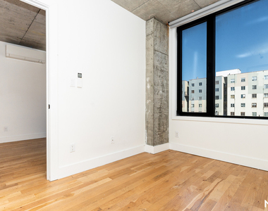 824 E New York Ave 11203 - Photo Thumbnail 1
