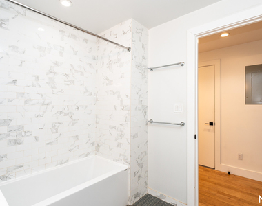 824 E New York Ave 11203 - Photo Thumbnail 10