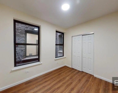 East 12th Street - Photo Thumbnail 3