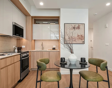 180 Pearl St 10005 - Photo Thumbnail 16