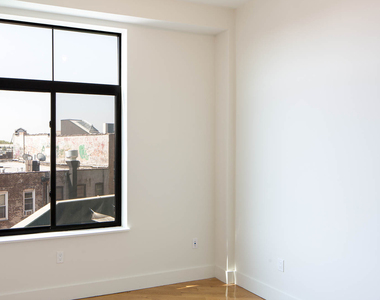 55-27 Myrtle Ave 11385 - Photo Thumbnail 12