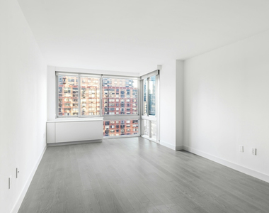 101 West End Ave 10023 - Photo Thumbnail 4