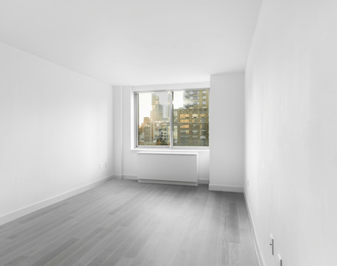 101 West End Ave 10023 - Photo Thumbnail 3