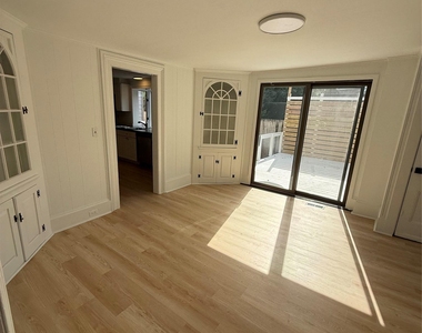 7 Suffolk Lane - Photo Thumbnail 6