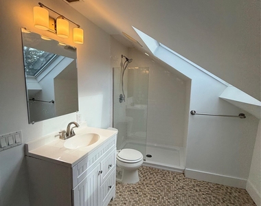 7 Suffolk Lane - Photo Thumbnail 24