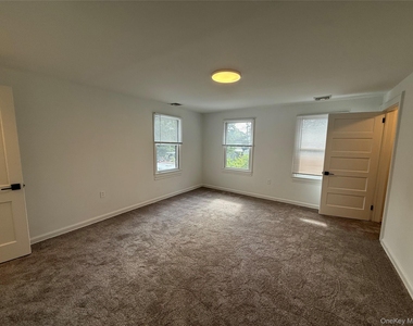 7 Suffolk Lane - Photo Thumbnail 23