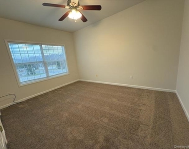 5 Corey Road - Photo Thumbnail 9