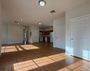 5 Corey Road - Photo Thumbnail 2