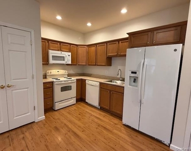 5 Corey Road - Photo Thumbnail 5