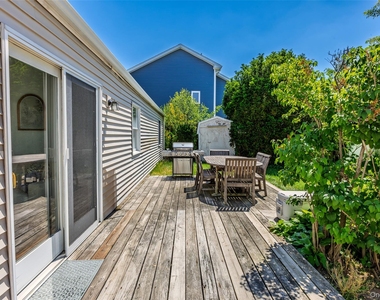 68 Crescent Lane - Photo Thumbnail 39