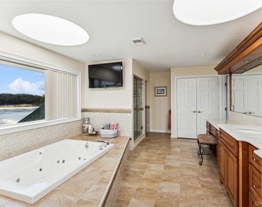 1205 Lake Drive - Photo Thumbnail 15