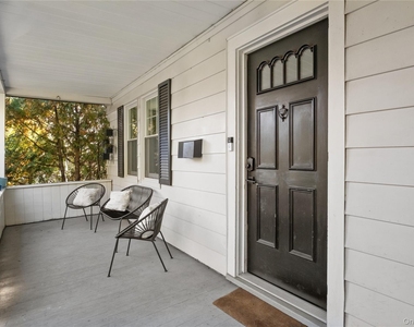 331 Stanley Avenue - Photo Thumbnail 17