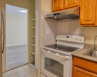 136-35 Maple Avenue - Photo Thumbnail 9