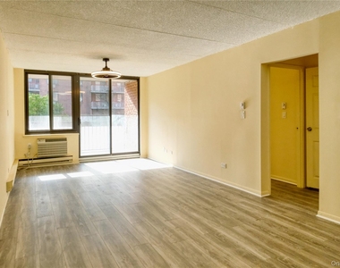 136-35 Maple Avenue - Photo Thumbnail 1