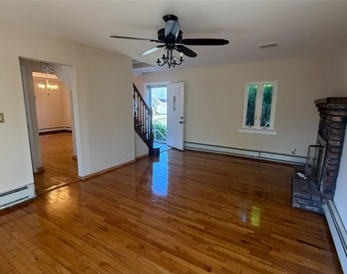 24 Plitt Avenue - Photo Thumbnail 4