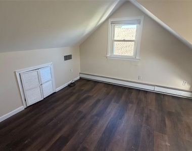 24 Plitt Avenue - Photo Thumbnail 16