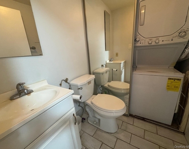 10 Canterbury Road - Photo Thumbnail 17