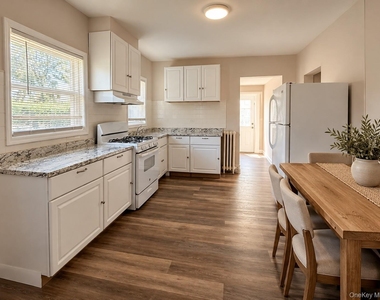 88 Smith Street - Photo Thumbnail 2