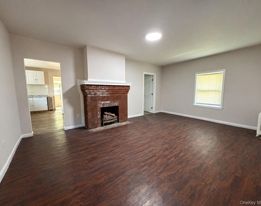 88 Smith Street - Photo Thumbnail 3