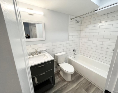 195 Park Avenue - Photo Thumbnail 20