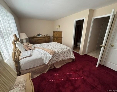 21 Sandy Hill Road - Photo Thumbnail 9