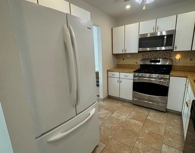 21 Sandy Hill Road - Photo Thumbnail 4