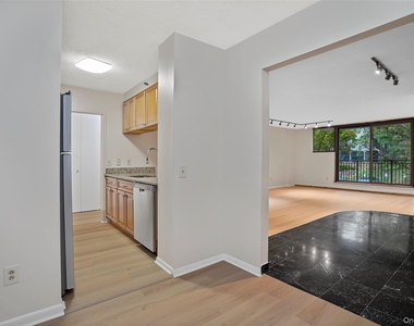 25 Rockledge Avenue - Photo Thumbnail 10