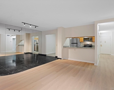 25 Rockledge Avenue - Photo Thumbnail 14