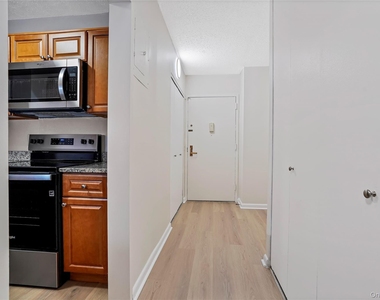 25 Rockledge Avenue - Photo Thumbnail 7