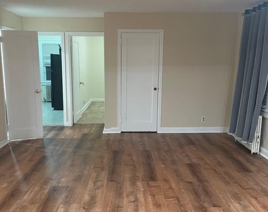 201 Butler Boulevard - Photo Thumbnail 7