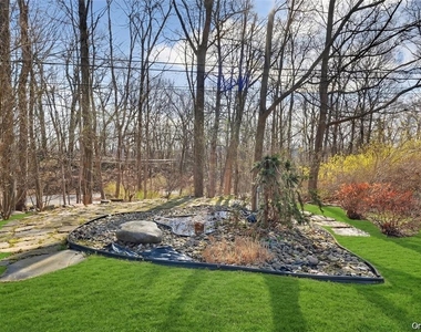 155 Roselawn Road - Photo Thumbnail 33