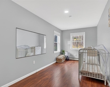 155 Roselawn Road - Photo Thumbnail 26