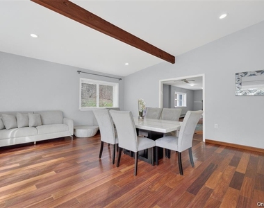 155 Roselawn Road - Photo Thumbnail 11