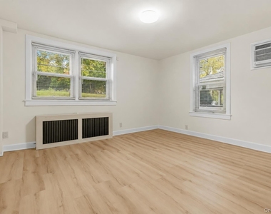 157 N Washington Street - Photo Thumbnail 20