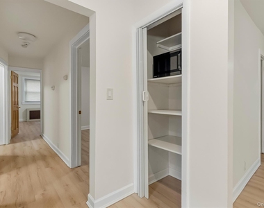 157 N Washington Street - Photo Thumbnail 15