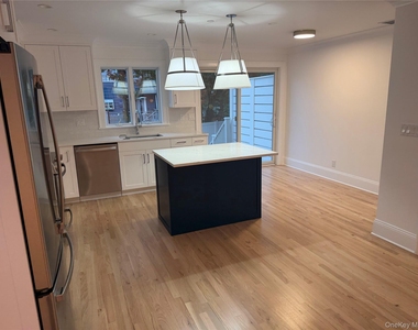 39 Clifford Place - Photo Thumbnail 7